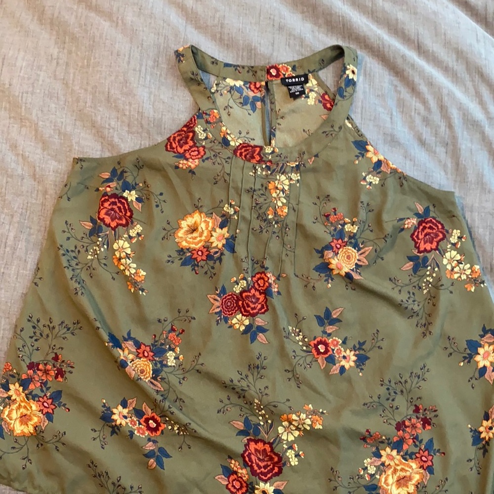 Torrid size 00 tank top
